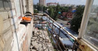 Демонтаж балкона Усть-Илимск, цена от 2975 руб.